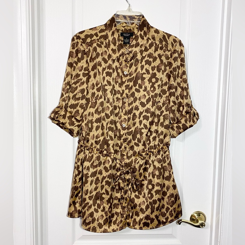 Y2K VTG Peck & Peck Leopard Print Satin Roll Tab Sleeve Tie Waist Tunic Blouse M
